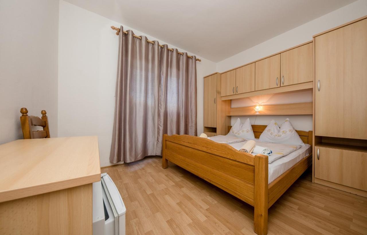 Rooms Marijana Kampor Exteriér fotografie